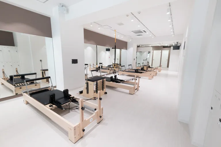 URBAN CLASSIC PILATES 南浦和店の内観