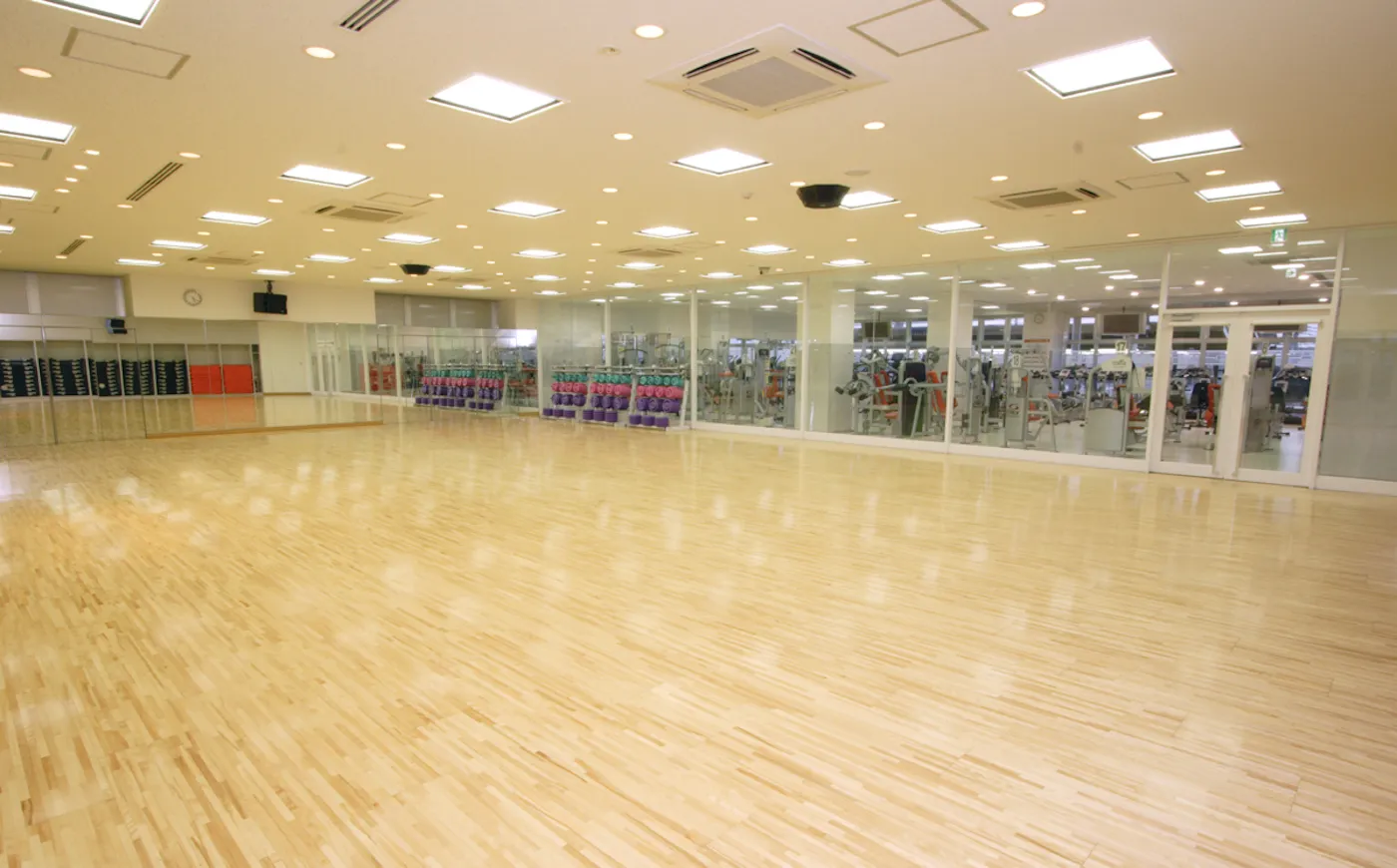 ザバススポーツクラブ／和光の内観