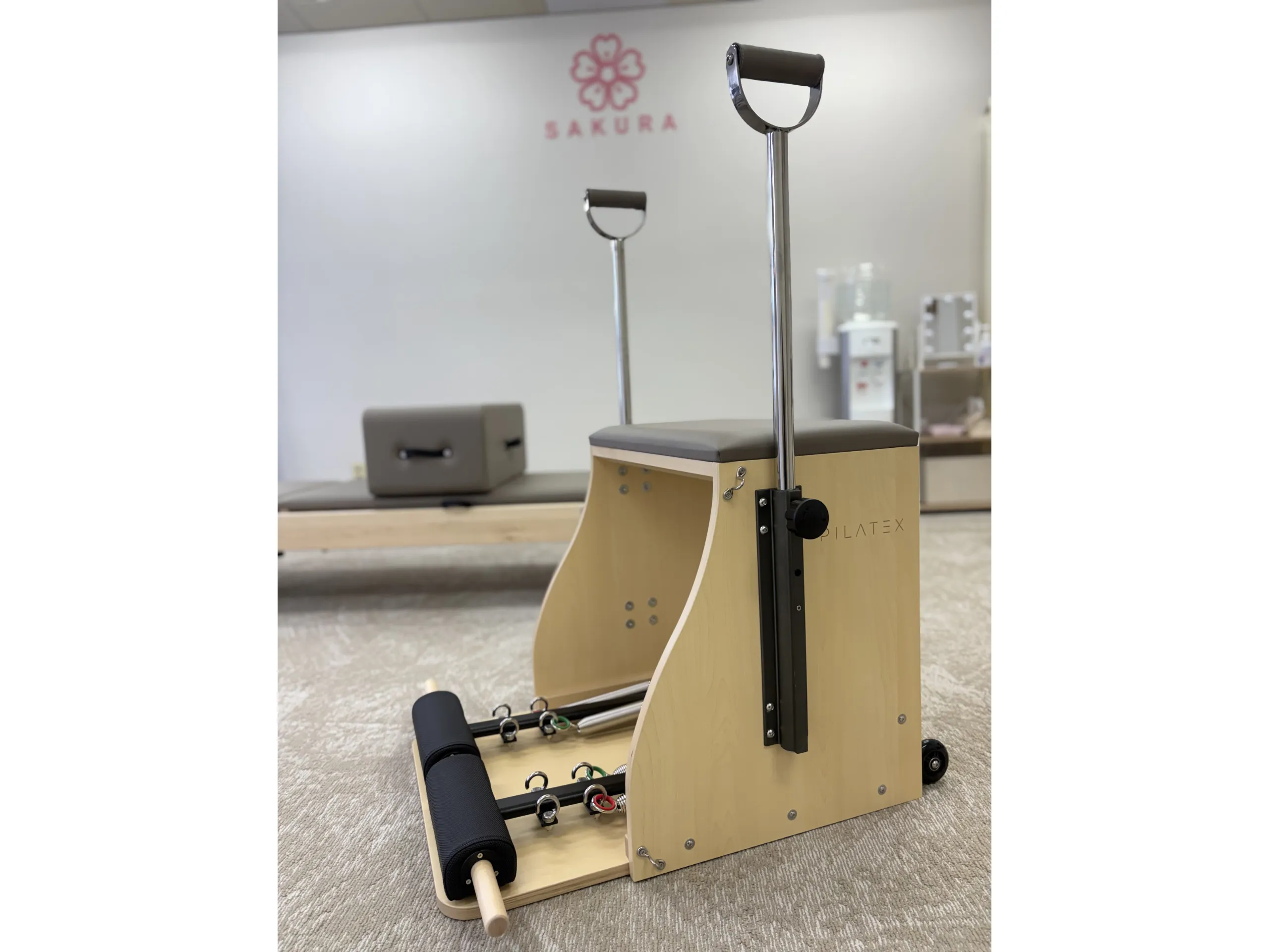 パーソナルマシンピラティスSAKURA関内店の内観-4