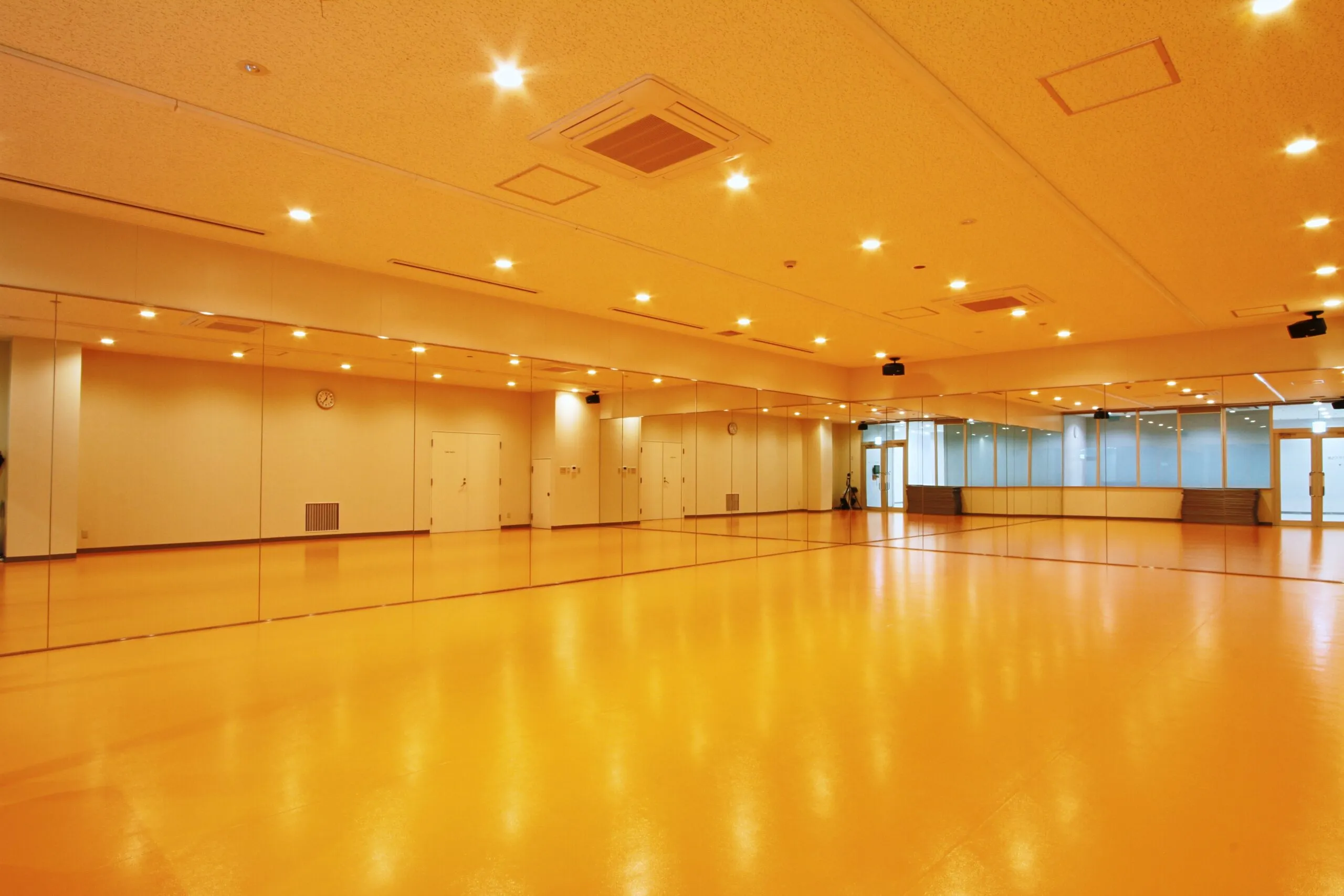 SPA & SPORTS 戸田の内観