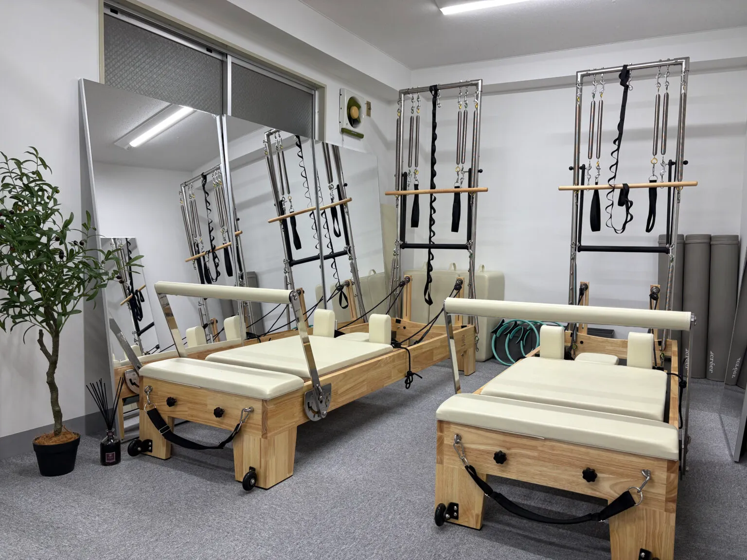 Pilates Mee 西荻窪店の内観