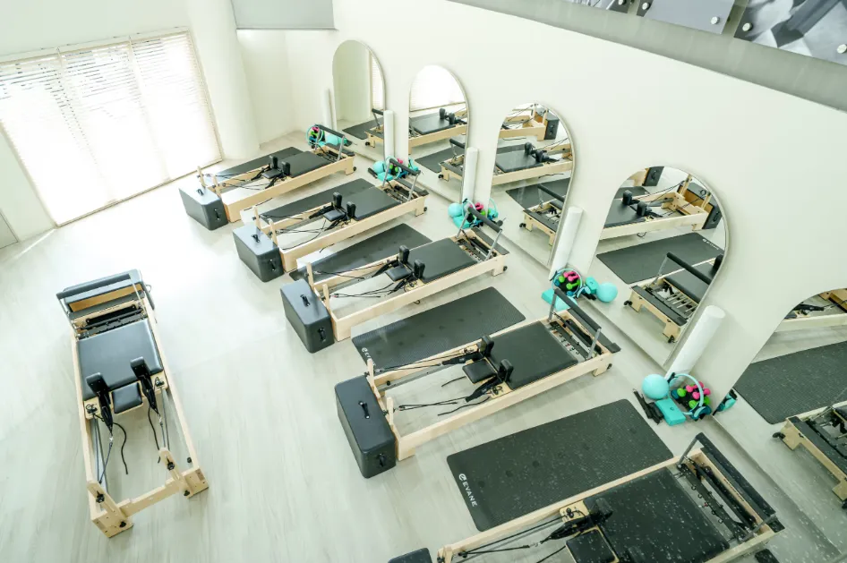 FIT PLACE24 浦安の内観