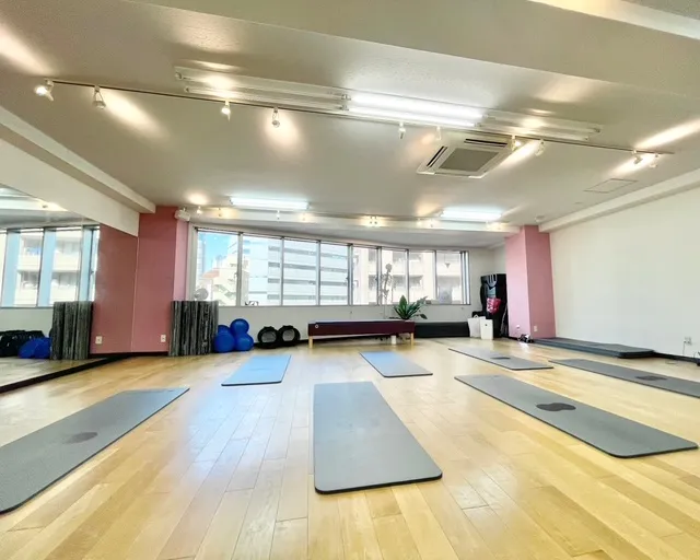 zen place pilates 立川の内観
