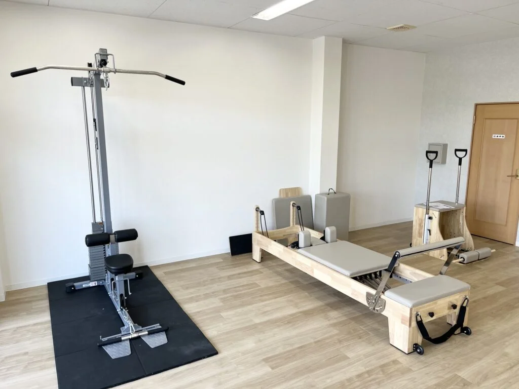 ピラティス&セミパーソナルジムami牛久店の内観