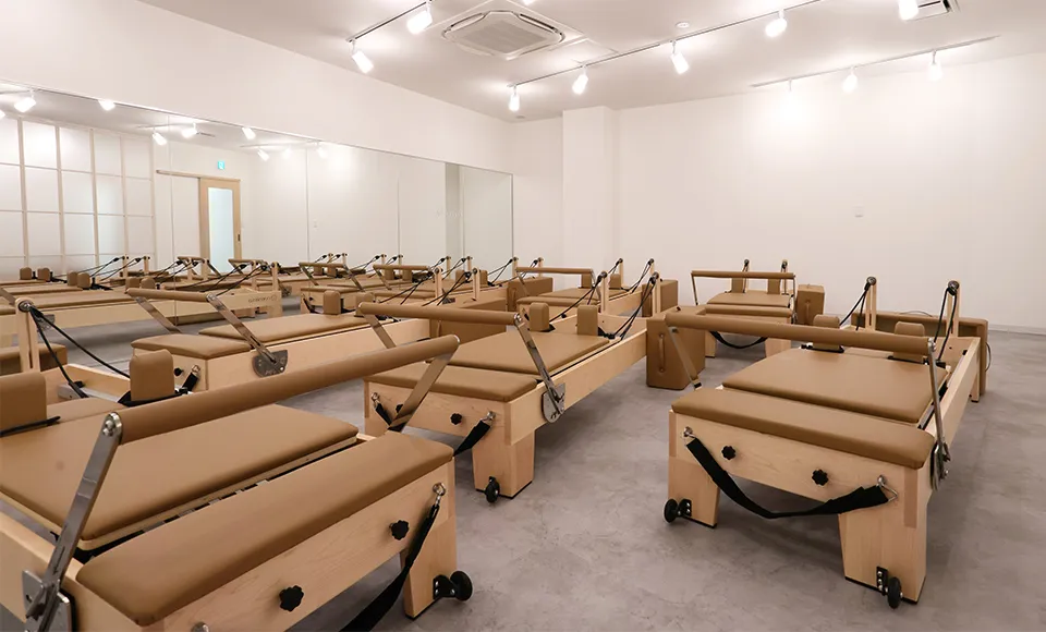 ピラティスKASANE 鹿児島天文館店の内観