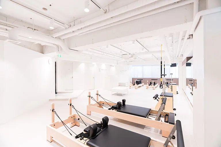 URBAN CLASSIC PILATES 国分寺の内観