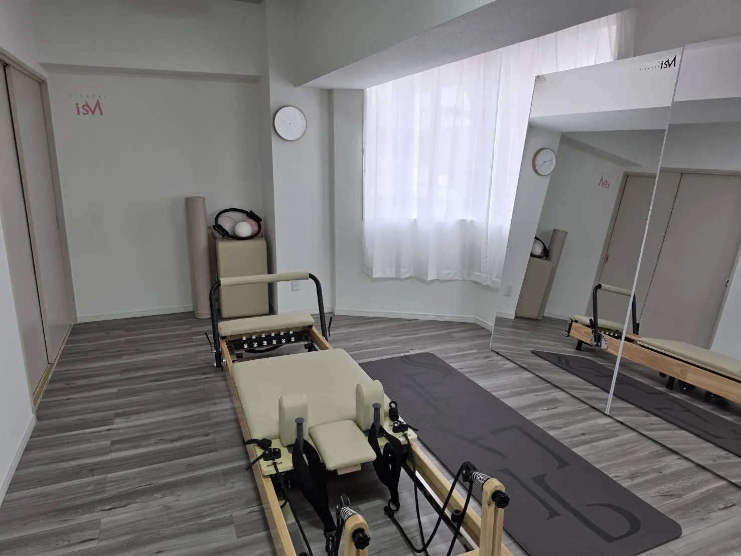 Pilates isM 勝どき店の内観