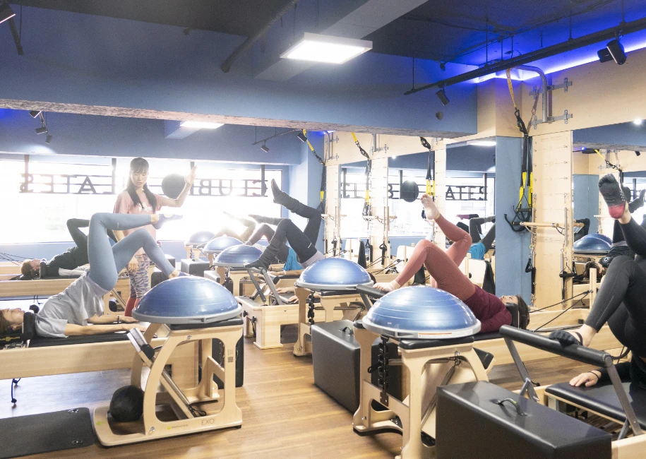 CLUB PILATES 練馬の内観