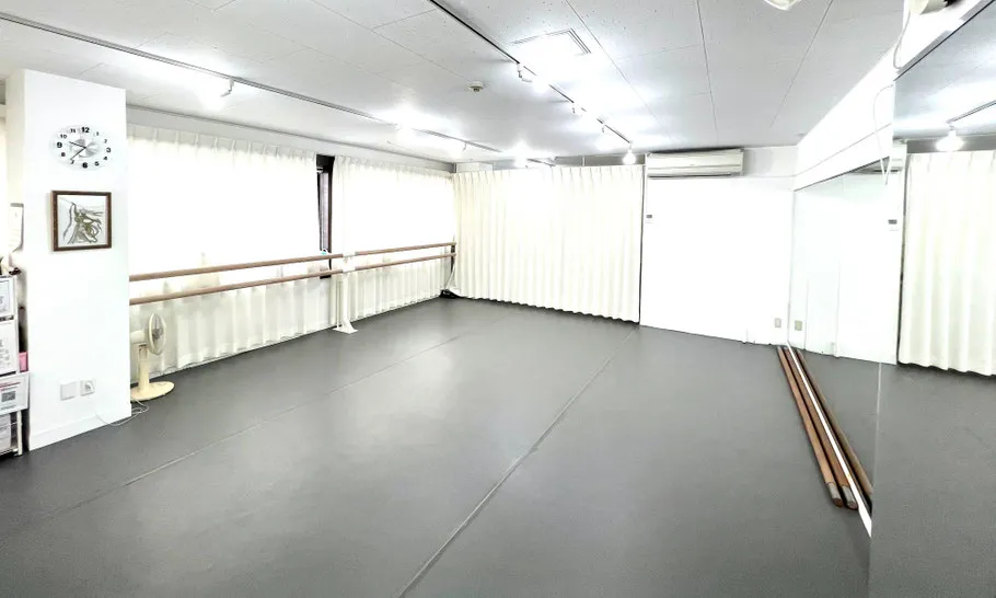 スタジオコラムの内観