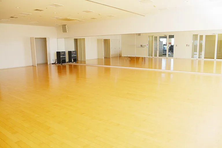 東村山市市民ステーション サンパルネの内観
